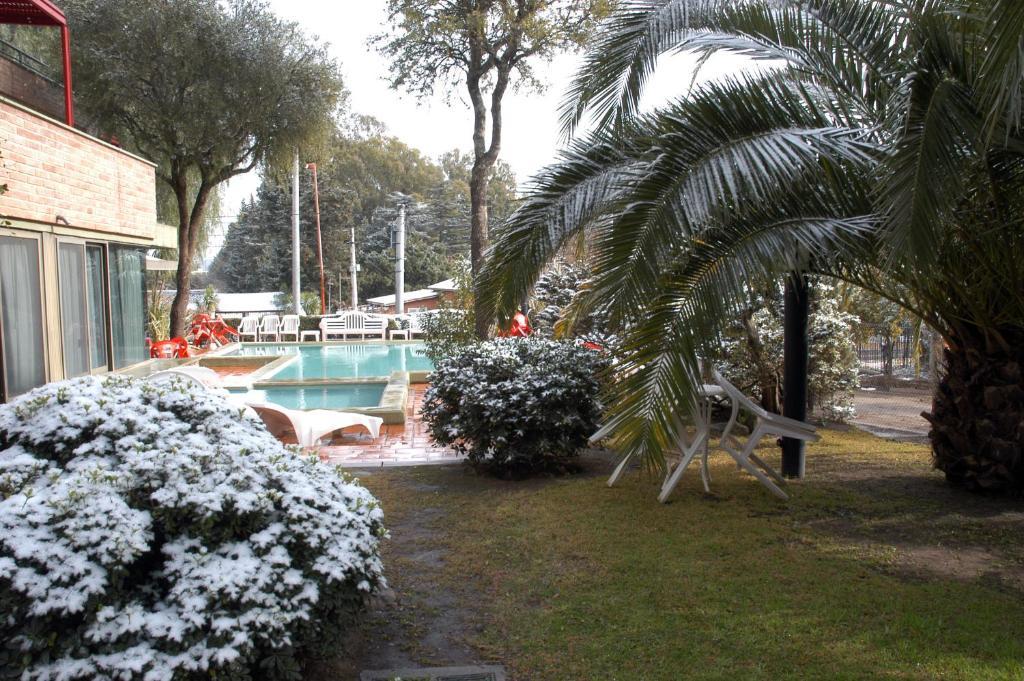 Hotel Costa Azul Cassaffousth Buitenkant foto