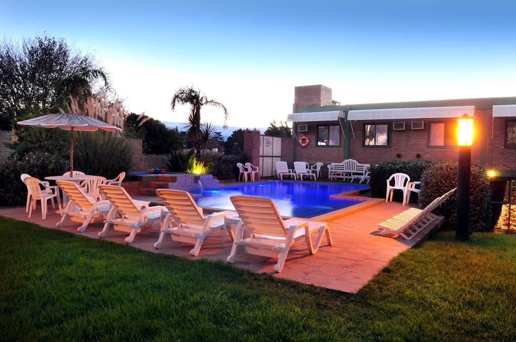 Hotel Costa Azul Cassaffousth Buitenkant foto