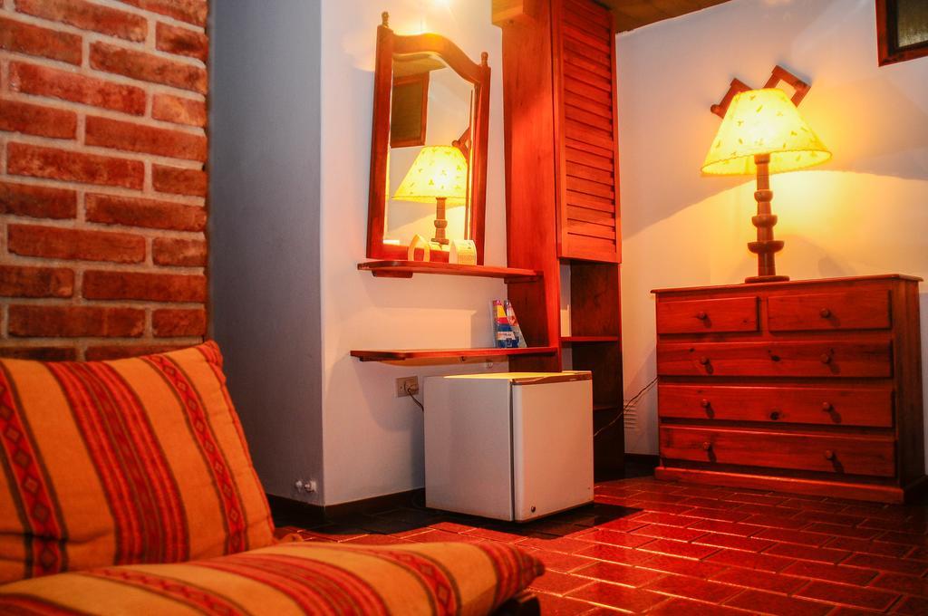 Hotel Costa Azul Cassaffousth Buitenkant foto