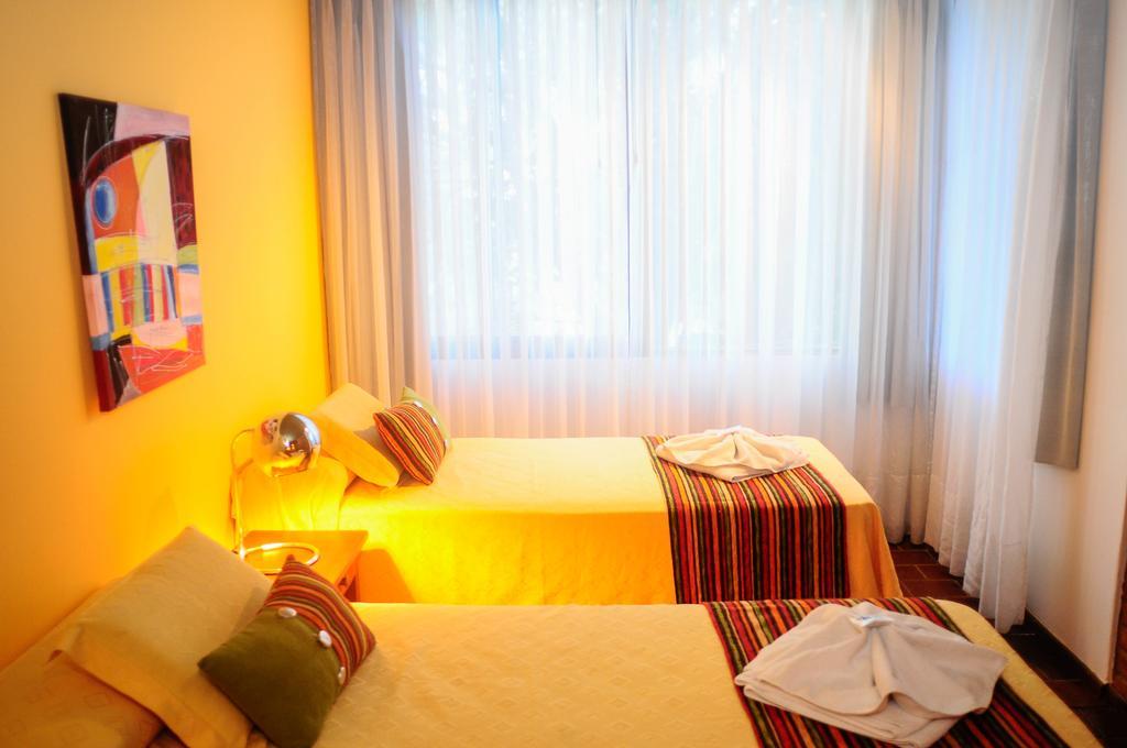 Hotel Costa Azul Cassaffousth Buitenkant foto